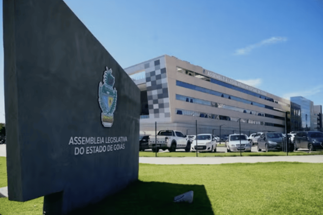 golpistas-cobravam-falsa-taxa-de-inscricao-para-concurso-em-goias