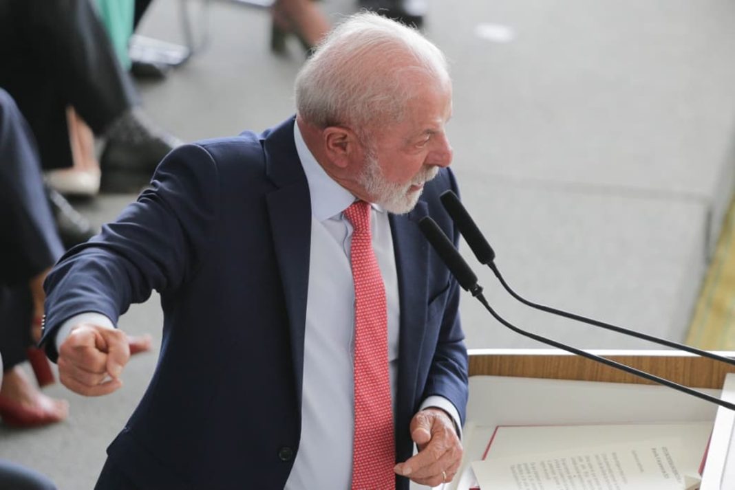 lula-rompe-silencio-sobre-caso-master:-“tem-gente-que-defende”.-veja-video