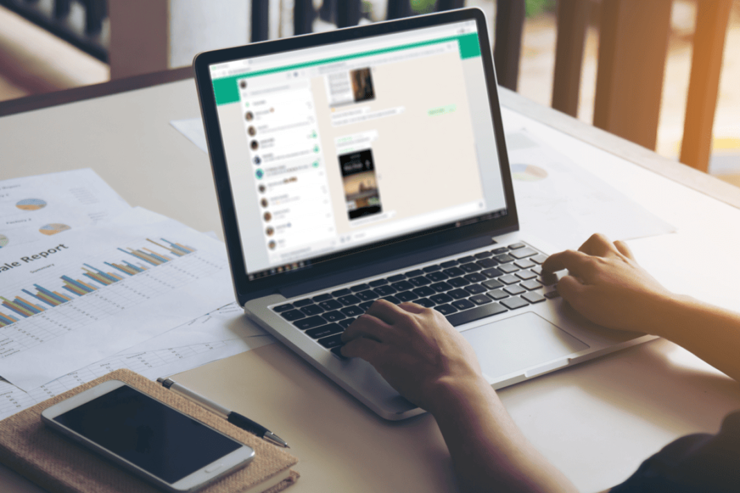 servidora-e-condenada-apos-vazar-mensagens-da-chefe-no-whatsapp