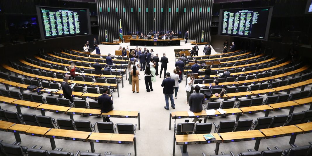 pl-antifaccao-opoe-camara-e-senado-sobre-penas-e-voto-de-presos
