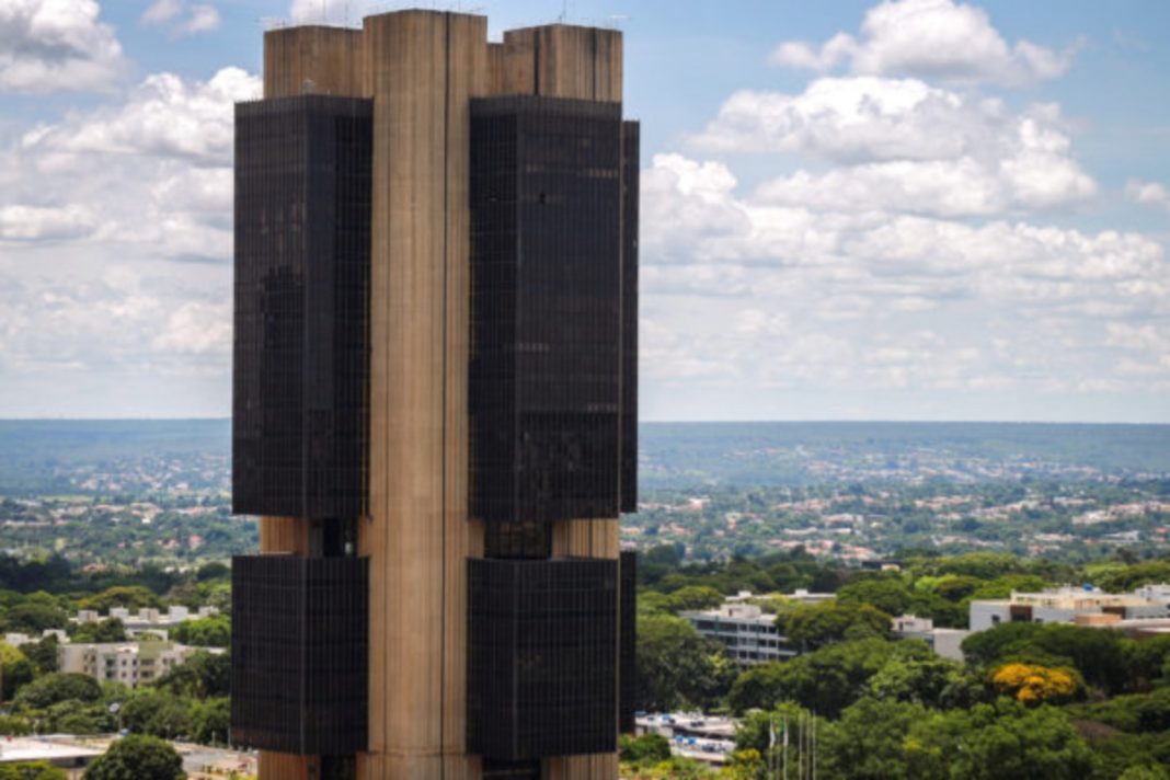 ataque-ao-ira-tem-potencial-de-reduzir-chance-de-queda-da-taxa-de-juros-no-brasil