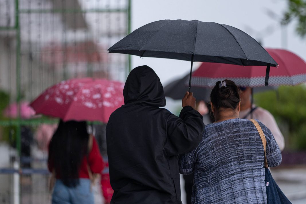 pais-registra-chuvas-isoladas-e-calor-nesta-2a-feira-(2/3);-saiba-onde