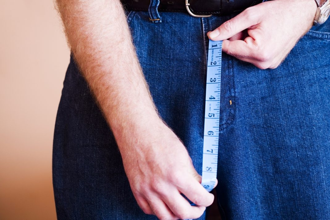 maioria-dos-brasileiros-acredita-ter-penis-acima-da-media,-diz-estudo