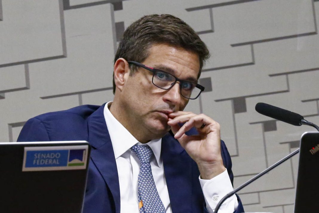 cpi-do-crime-organizado-e-cancelada-apos-ausencia-de-campos-neto