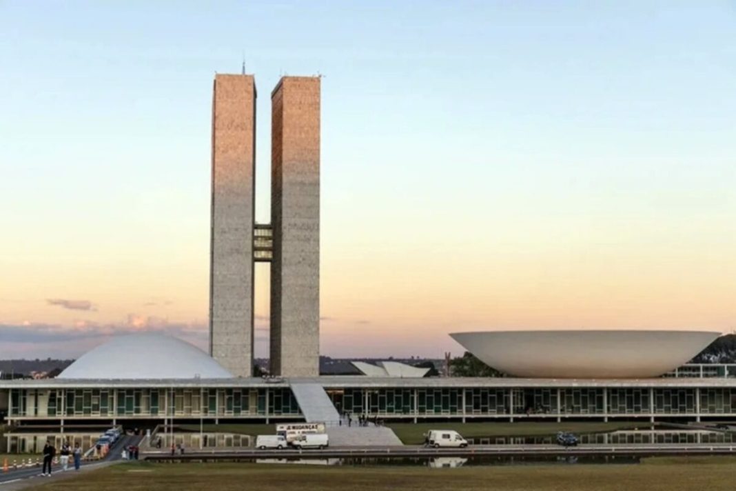 congresso-tem-ate-maio-para-aprovar-reajuste-das-forcas-de-seguranca-do-df