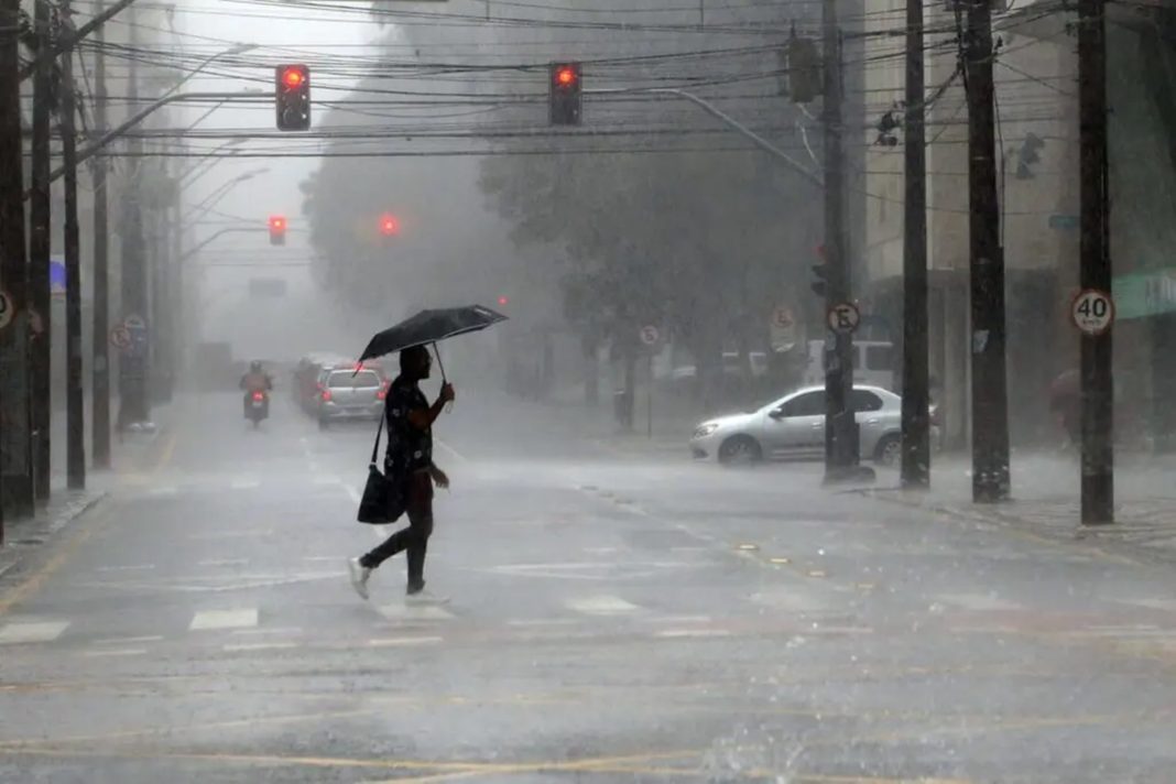 sol-ou-chuva?-saiba-como-fica-a-previsao-do-tempo-no-fim-de-semana