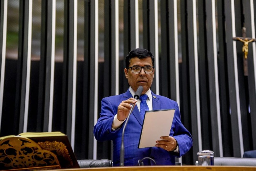 morte-de-ex-deputado-paulo-fernando-causa-comocao.-veja-repercussao