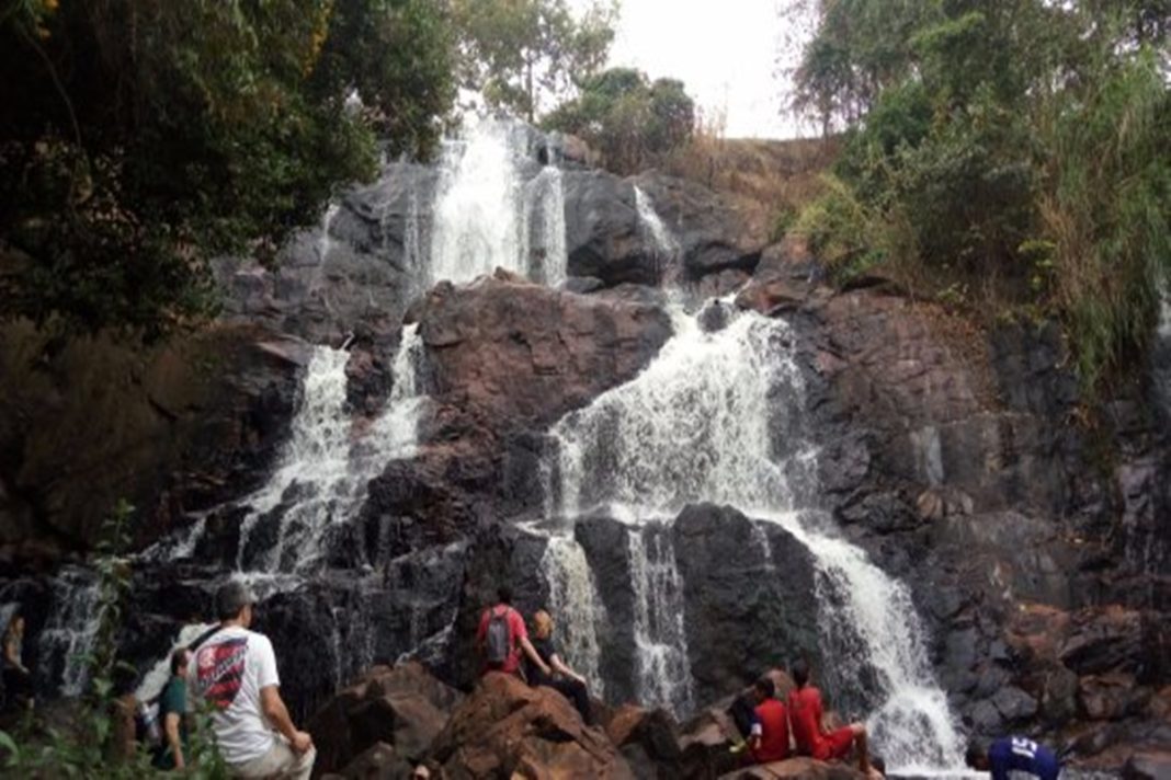 homem-morre-apos-se-afogar-em-cachoeira-no-itapoa-(df)