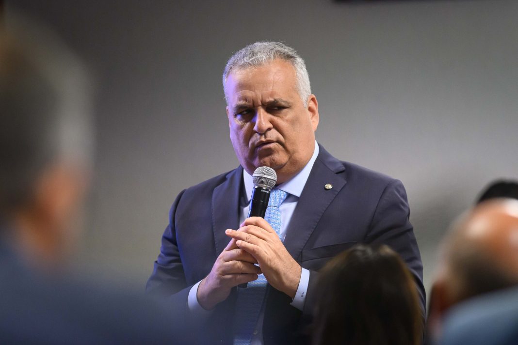 gaspar-promete-ir-“ate-o-final”-para-cassar-e-prender-lindbergh-e-soraya.-video