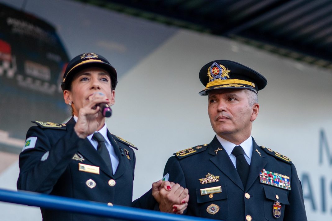 celina-exonera-comandante-da-pmdf-e-coronel-palhares-assume