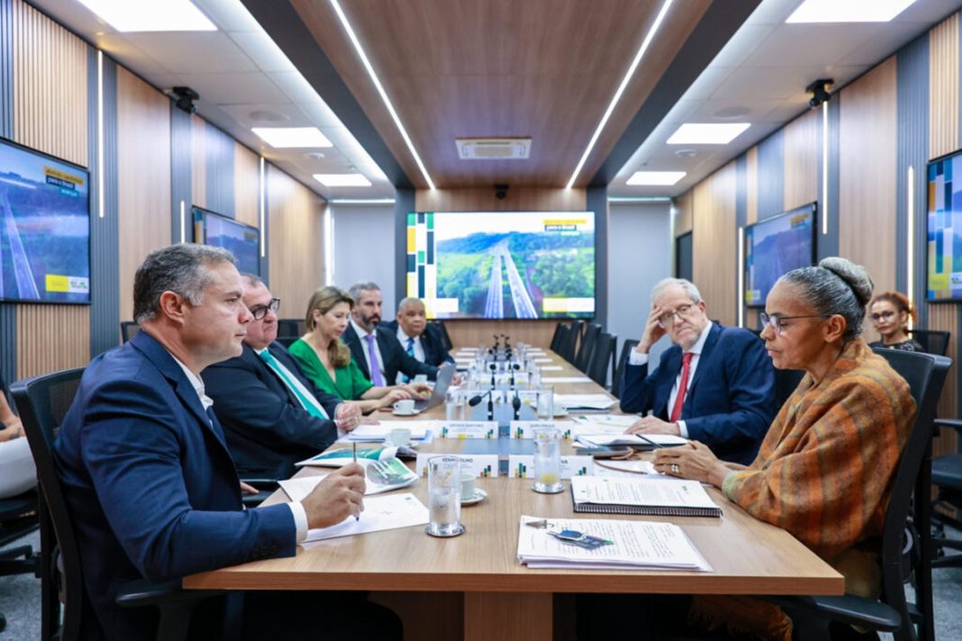 lula-oficializa-exoneracoes-de-marina-silva-e-renan-filho