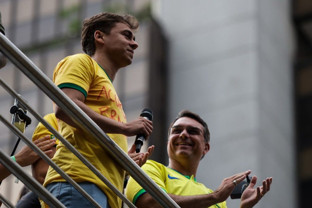 nikolas-“concorda”-com-flavio-bolsonaro-em-post-apos-treta-com-eduardo