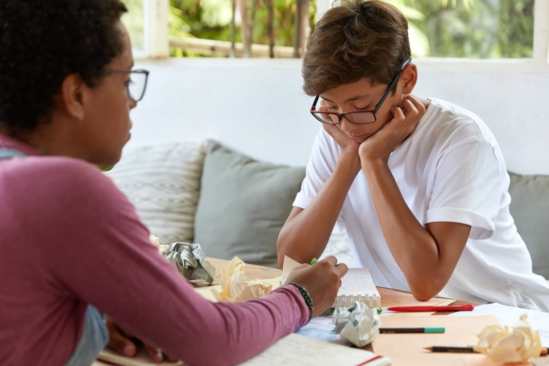 saiba-quais-sao-os-diferentes-desafios-da-adolescencia-com-autismo