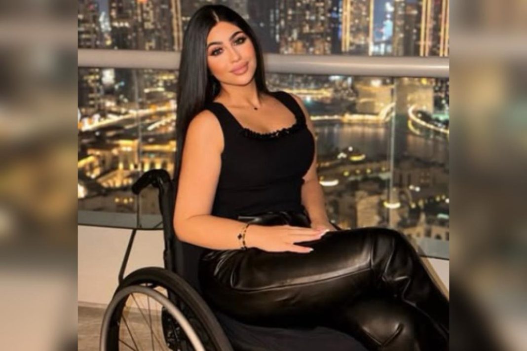 dez-anos-apos-acidente,-jovem-paraplegica-emociona-ao-voltar-a-andar.-veja-video