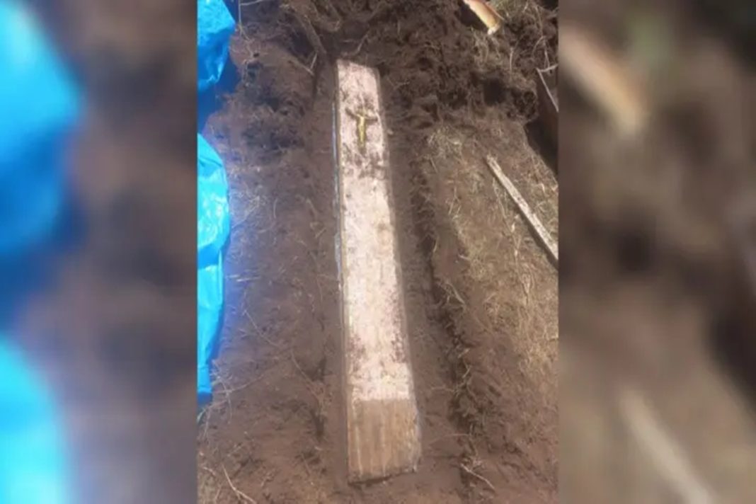 sc:-homem-aluga-casa-e-encontra-caixao-misterioso-no-quintal