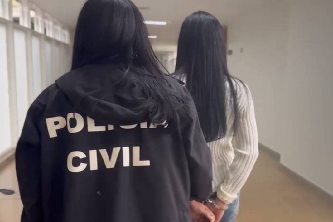 diarista-do-crime:-mulher-e-presa-em-flagrante-por-fraude-bancaria.-veja-video