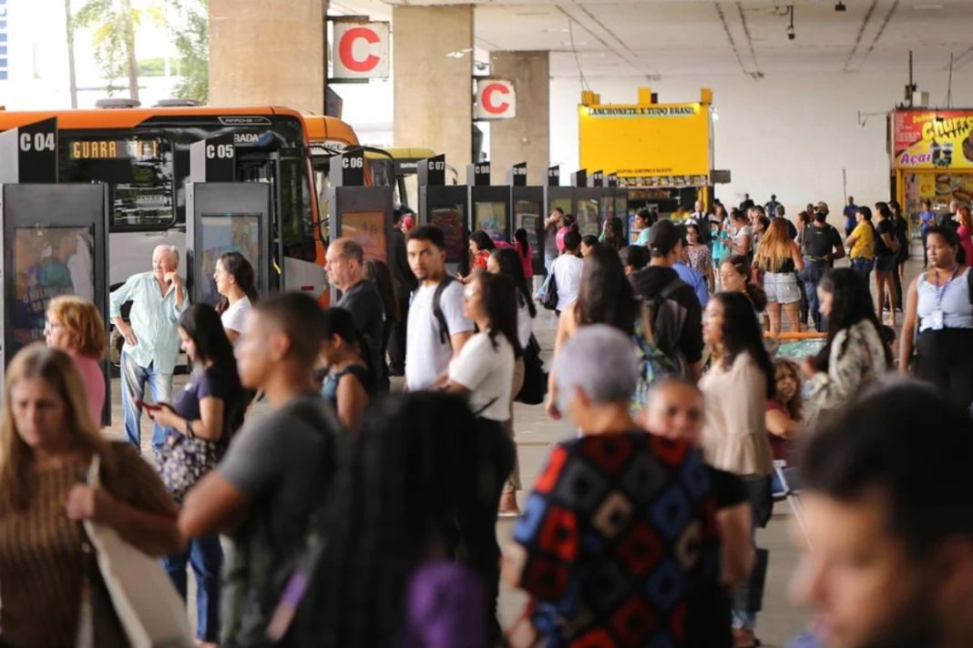 alem-da-6×1:-como-sao-as-principais-escalas-de-trabalho-no-brasil