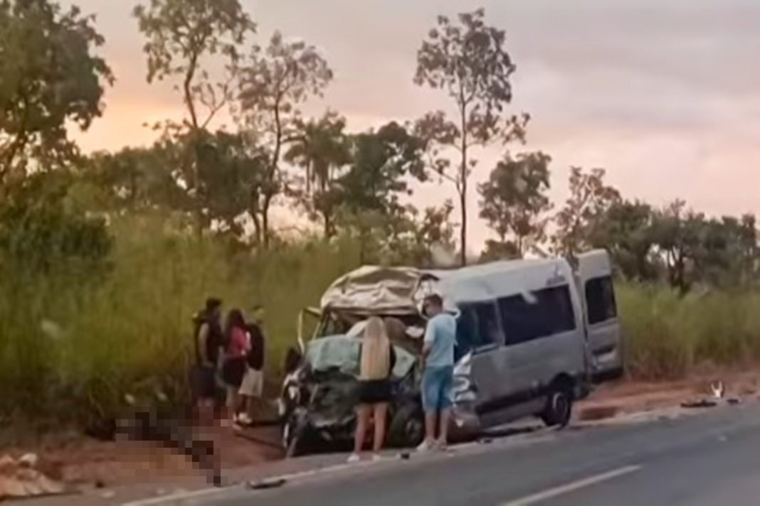 br-020:-adolescente-de-14-anos-esta-em-estado-gravissimo-apos-acidente