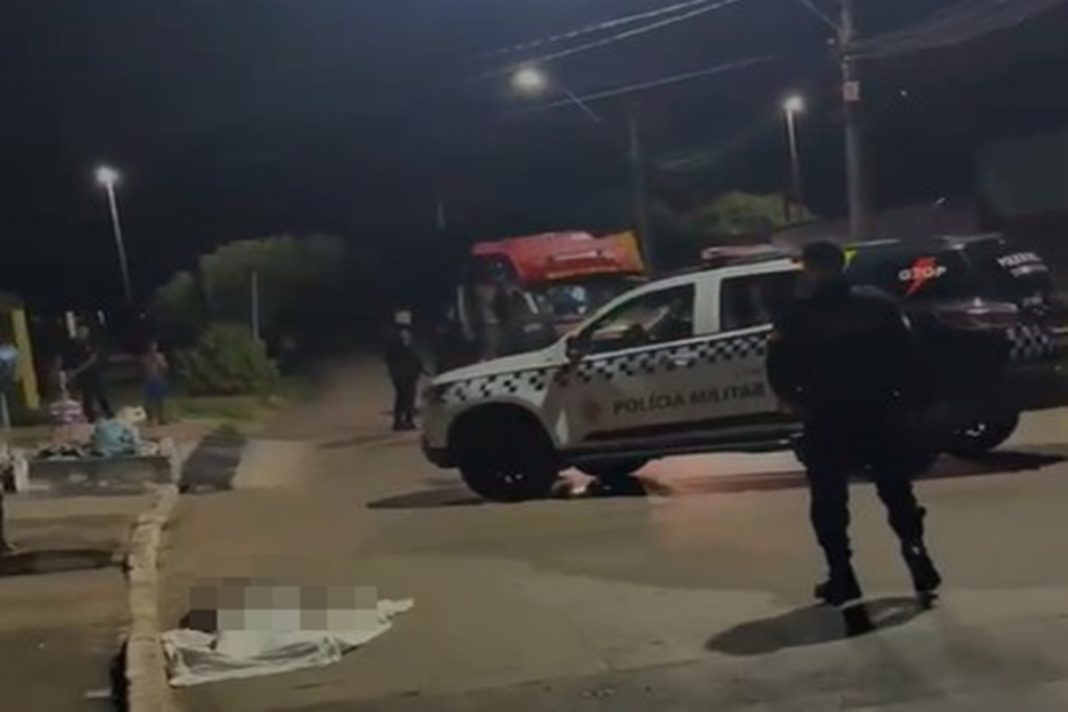 homem-e-morto-no-df-com-tiro-na-cabeca-por-ter-“caguetado”-rival.-veja-video