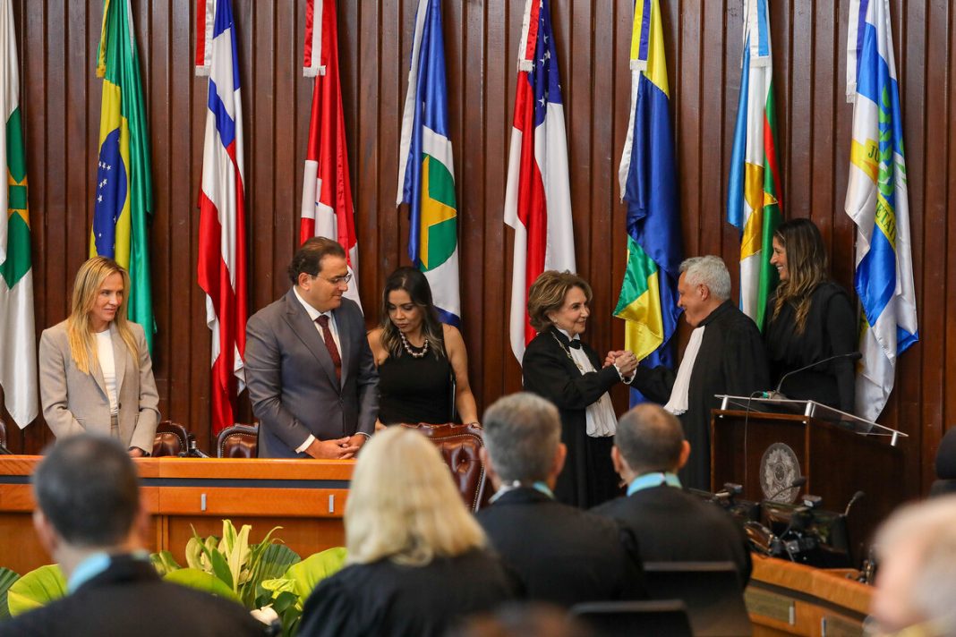 desembargadora-maria-do-carmo-cardoso-assume-a-presidencia-do-trf-1