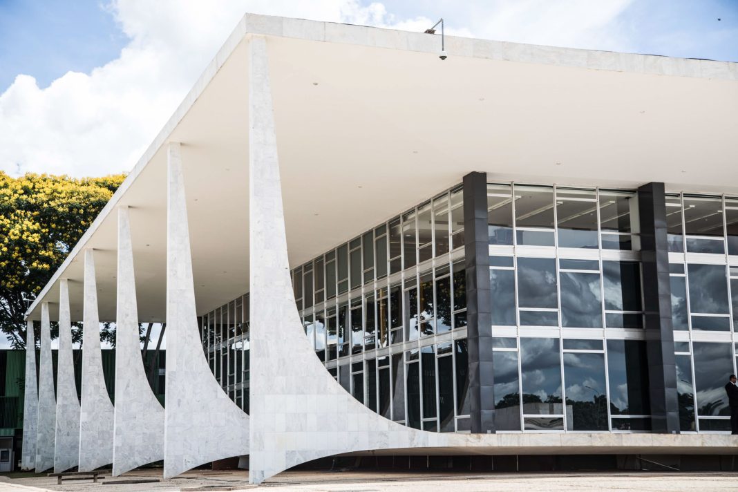 stf-valida-restricoes-a-compra-de-terras-por-empresas-controladas-por-estrangeiros