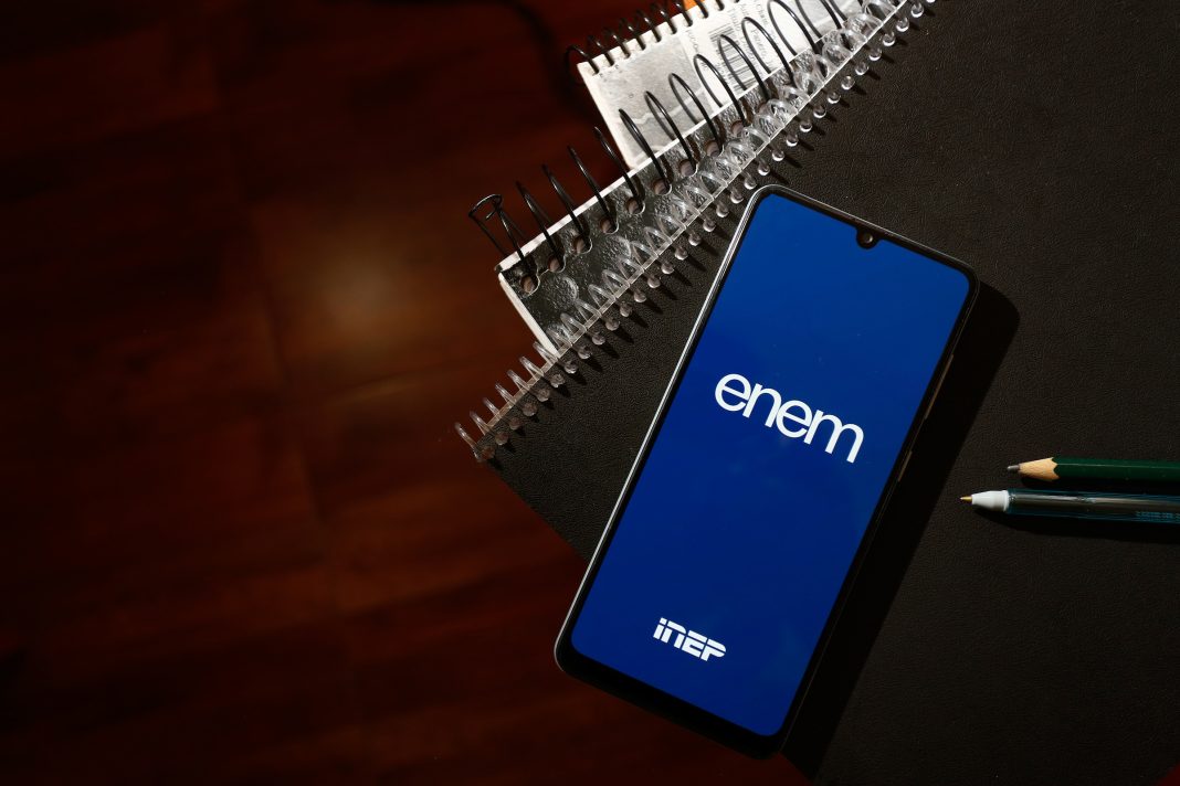 enem-2026:-prazo-para-isencao-de-taxa-termina-nesta-sexta-feira-(24/4)