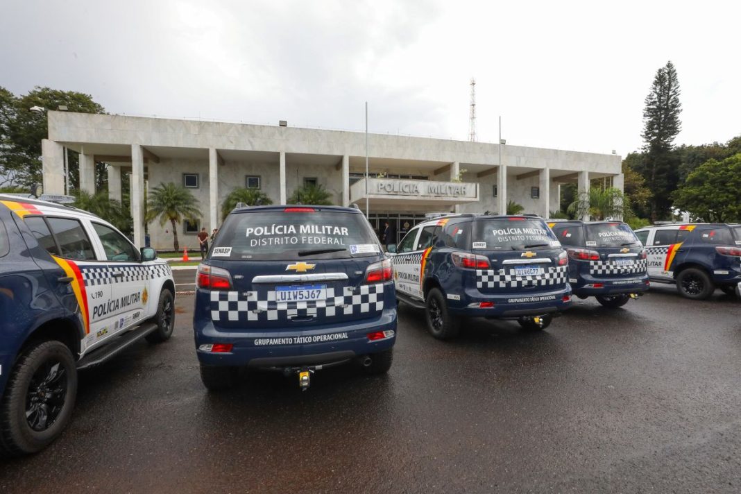 em-um-mes,-militares-do-df-receberam-r$-39,5-milhoes-em-licenca-premio