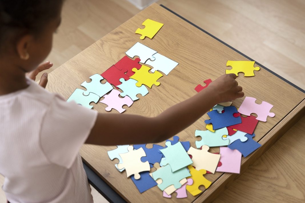 autismo:-entenda-por-que-apoio-multidisciplinar-faz-diferenca