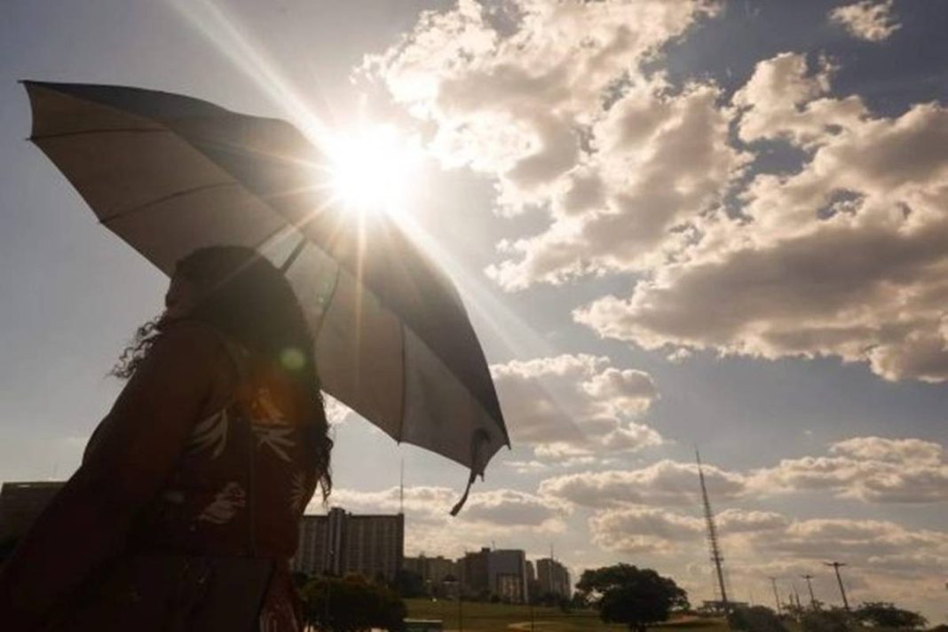 clima:-chuvas-continuam-no-nordeste-e-frente-fria-atinge-sul;-confira