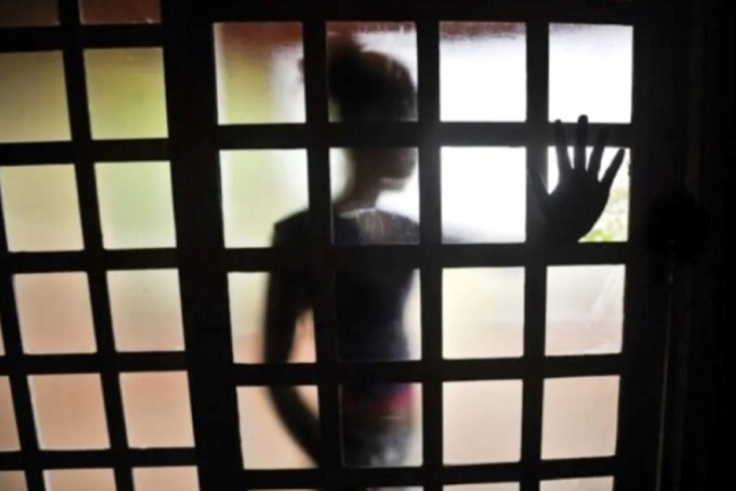 meninas-sao-resgatadas-nuas-e-dopadas;-irmao-de-uma-delas-foi-preso