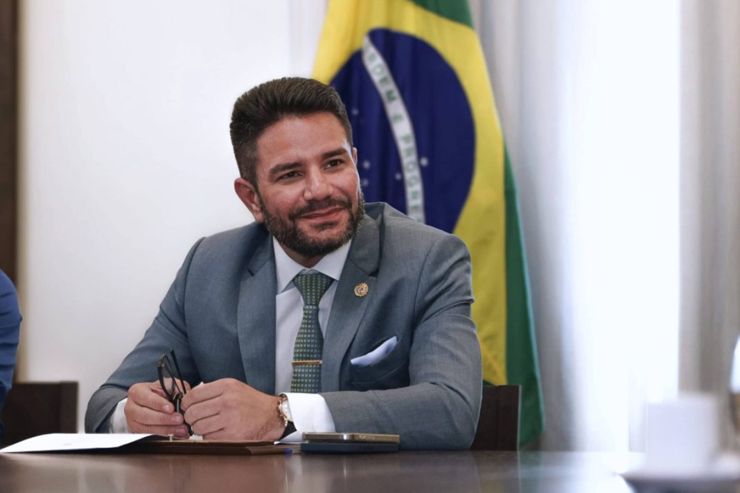 stj-condena-ex-governador-do-acre-a-25-anos-de-prisao-por-corrupcao