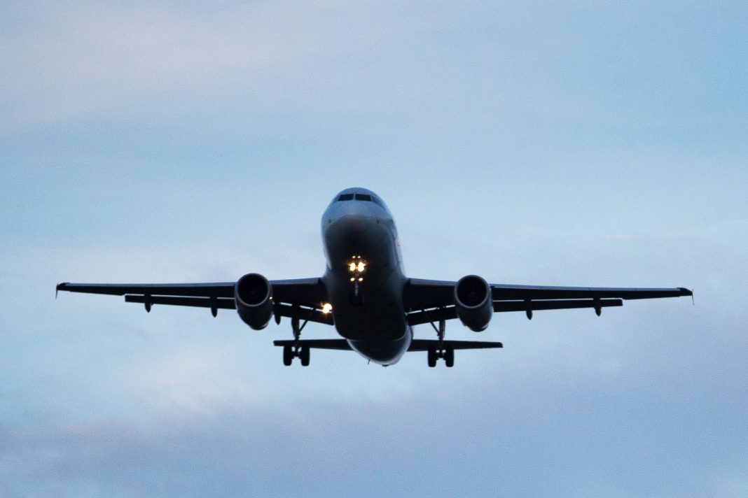 ceu-fechado:-forte-neblina-causa-impacto-e-cancela-voos-no-aeroporto-de-brasilia