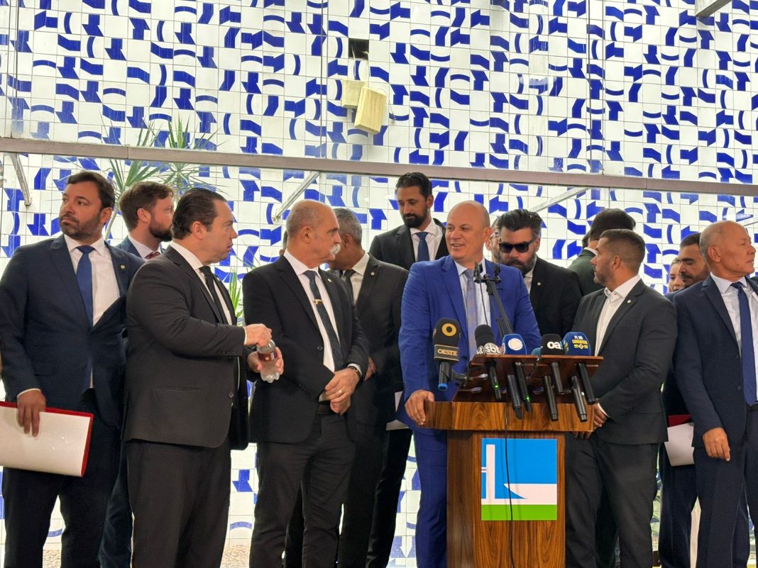 dosimetria:-oposicao-pressiona-motta-por-pec-de-decisoes-monocraticas