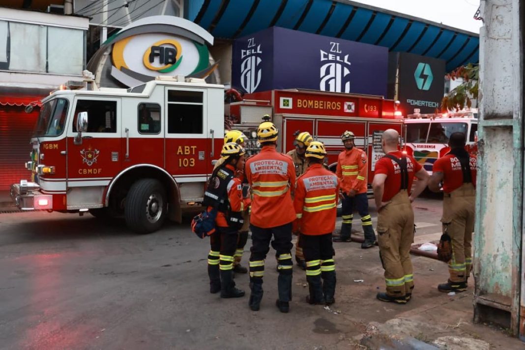 animais-de-pet-shop-na-feira-dos-importados-escapam-ilesos-de-incendio