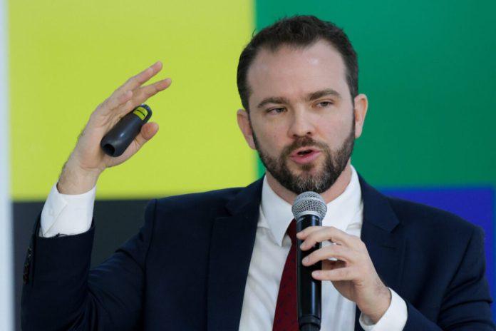 escala-6×1:-ministro-da-fazenda-participa-de-audiencia-nesta-terca