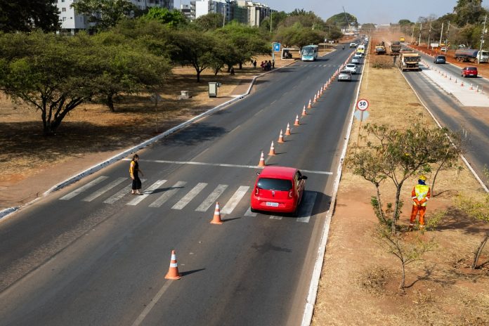 apagoes-na-epig:-governo-aciona-ceb-para-assumir-a-iluminacao-da-via