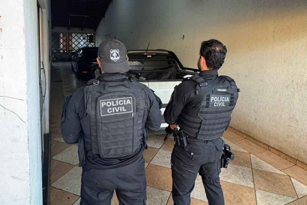 pcgo-prende-10-pessoas-e-bloqueia-r$-103-milhoes-de-faccao-do-trafico
