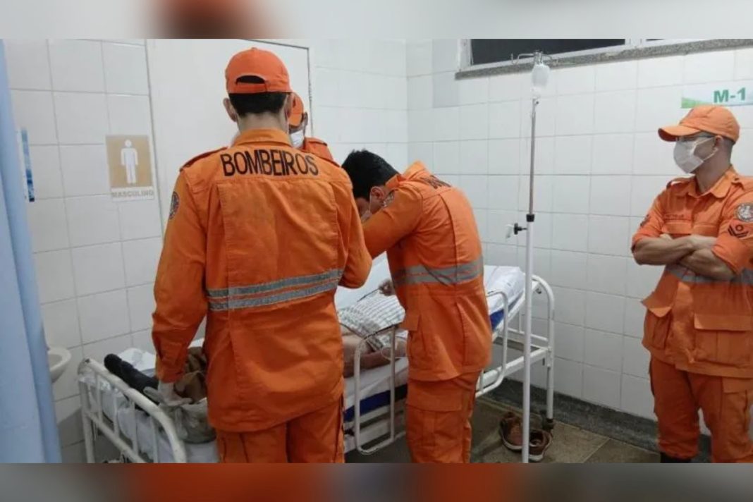 bombeiros-retiram-anel-preso-no-penis-de-homem-de-84-anos-em-sergipe
