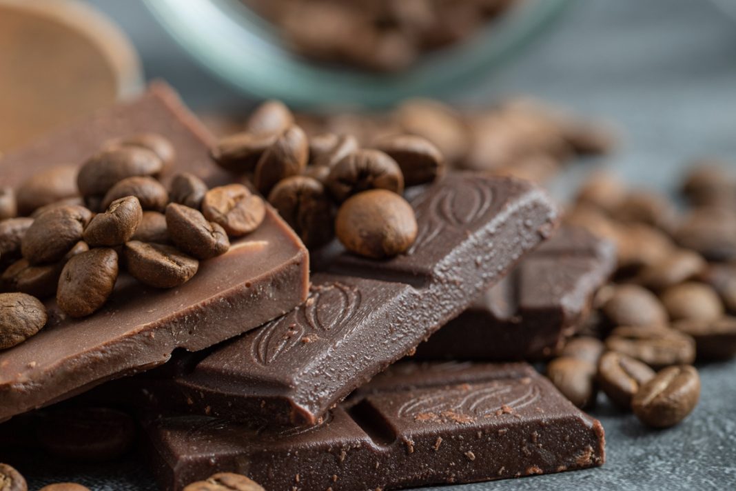 chocolate-enriquecido-com-cafe-pode-ser-mais-nutritivo,-indica-estudo