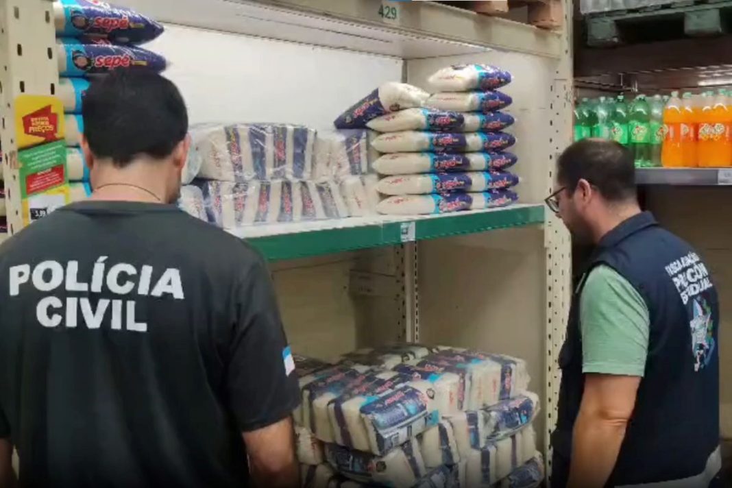 fiscalizacao-recolhe-9-toneladas-de-comida-apos-encontrar-fezes-em-mercado
