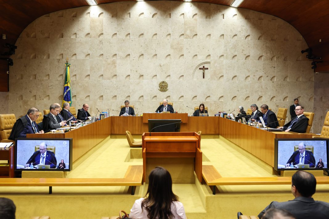 em-sessao-caotica,-stf-nao-resolve-crise-e-joga-solucao-para-futuro-incerto