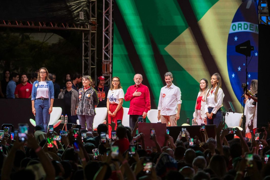 “bolsonara-de-ceilandia”,-diz-janja-ao-criticar-candidatura-de-michelle