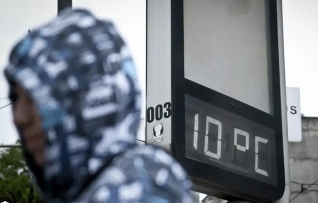 clima:-quinta-combina-frio,-temporais-e-geada-no-sul-com-calorao-pelo-pais