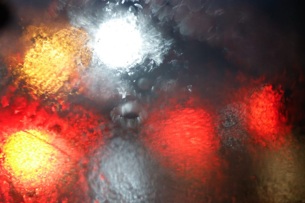 clima:-tempo-volta-a-fechar-no-sul,-com-chuvas-fortes,-ventanias-e-granizo