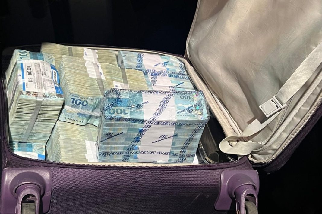 gestao-jhc-admitiu-passivo-de-r$-212-milhoes-com-empresa-antes-de-renuncia