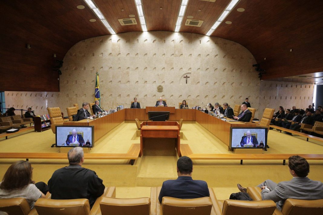 atlasintel:-6-em-cada-10-brasileiros-nao-confiam-nos-ministros-do-stf