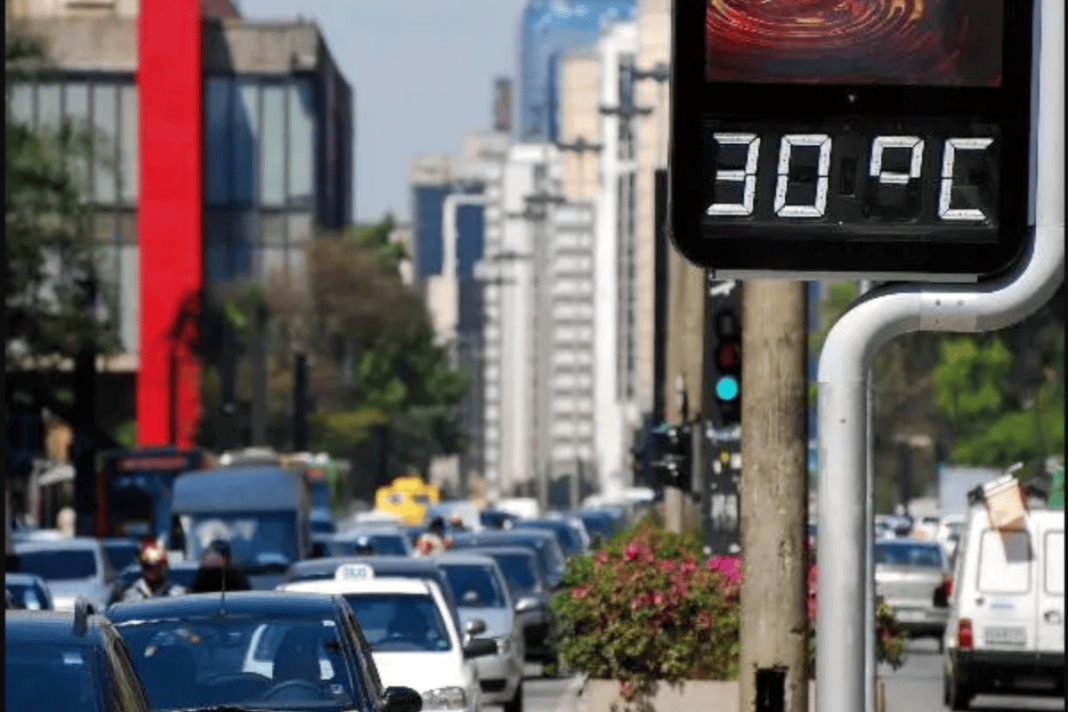 clima:-quarta-feira-traz-chuvas-no-sul-e-calor-intenso-no-centro-oeste
