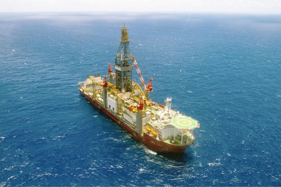petrobras-desloca-navio-sonda-para-perfuracao-de-pocos-na-costa-do-amapa