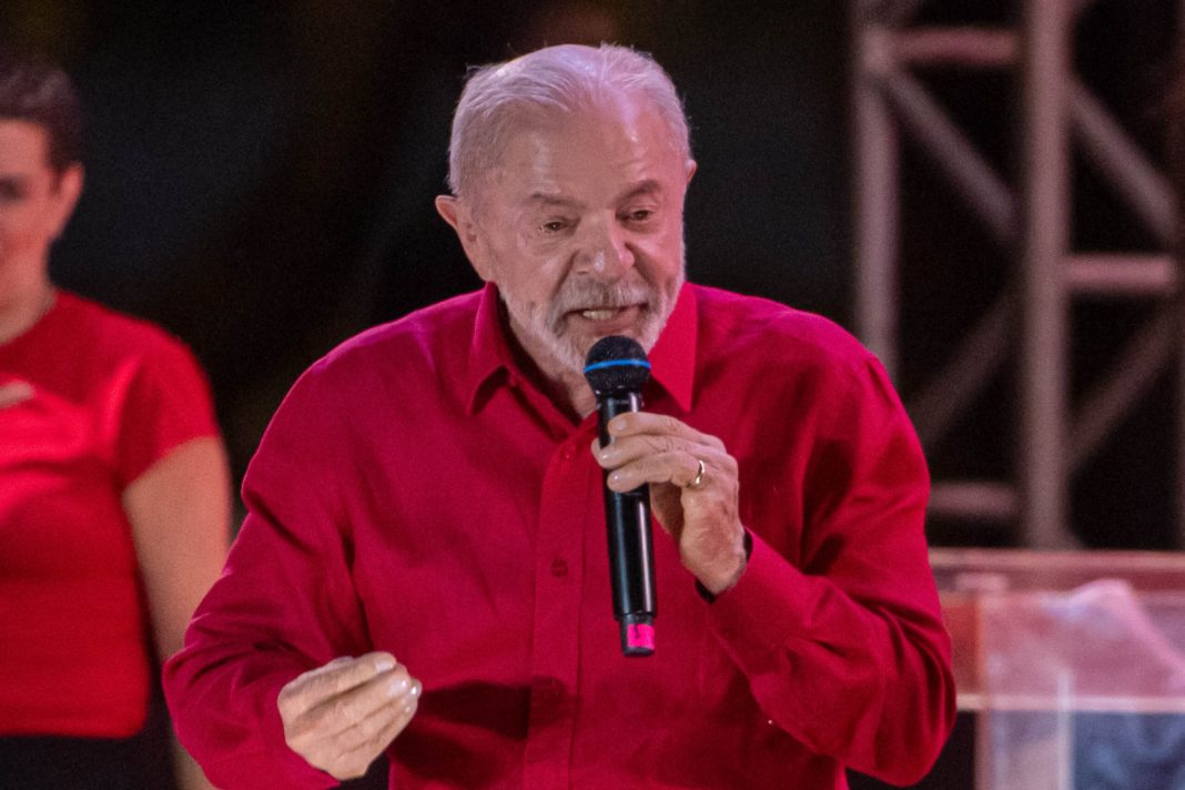 “nos-melhores-momentos-da-historia-do-futebol-nao-existiam-bets”,-diz-lula