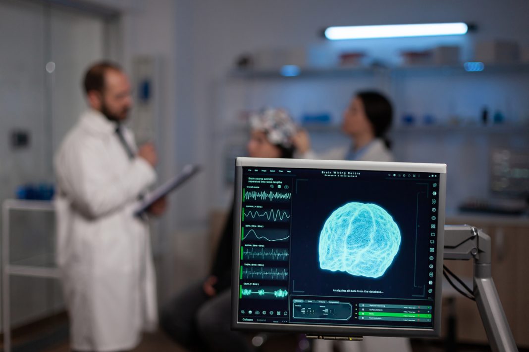 microchips-cerebrais-captam-impulsos-neurais-para-recuperar-a-mobilidade